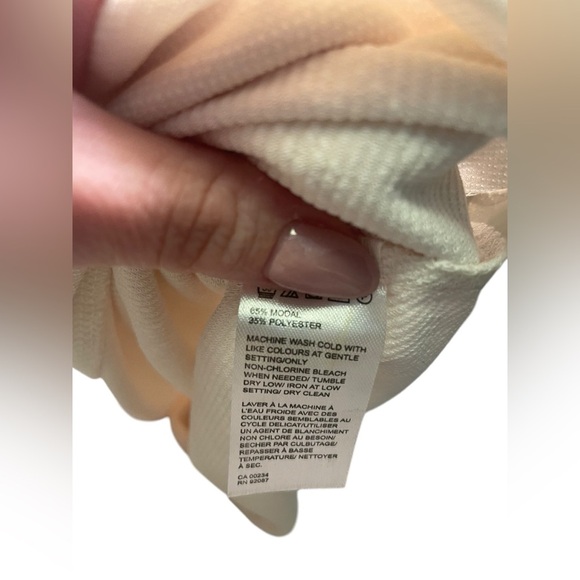 Saks Fifth Avenue New NWT Men’s Long Sleeve Modal Blend Ecru Quarter Zip XXL - Picture 5 of 6